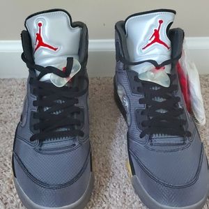 Jordan off whites